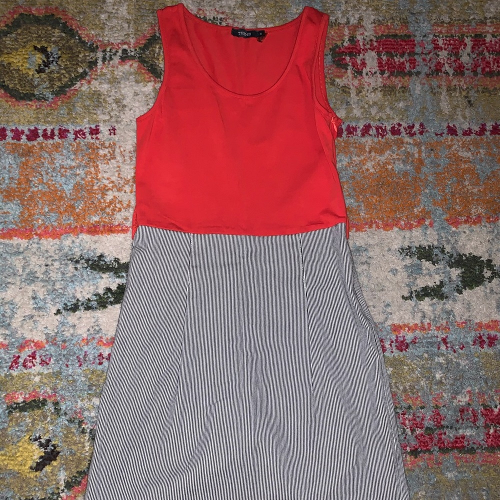 Theme dress